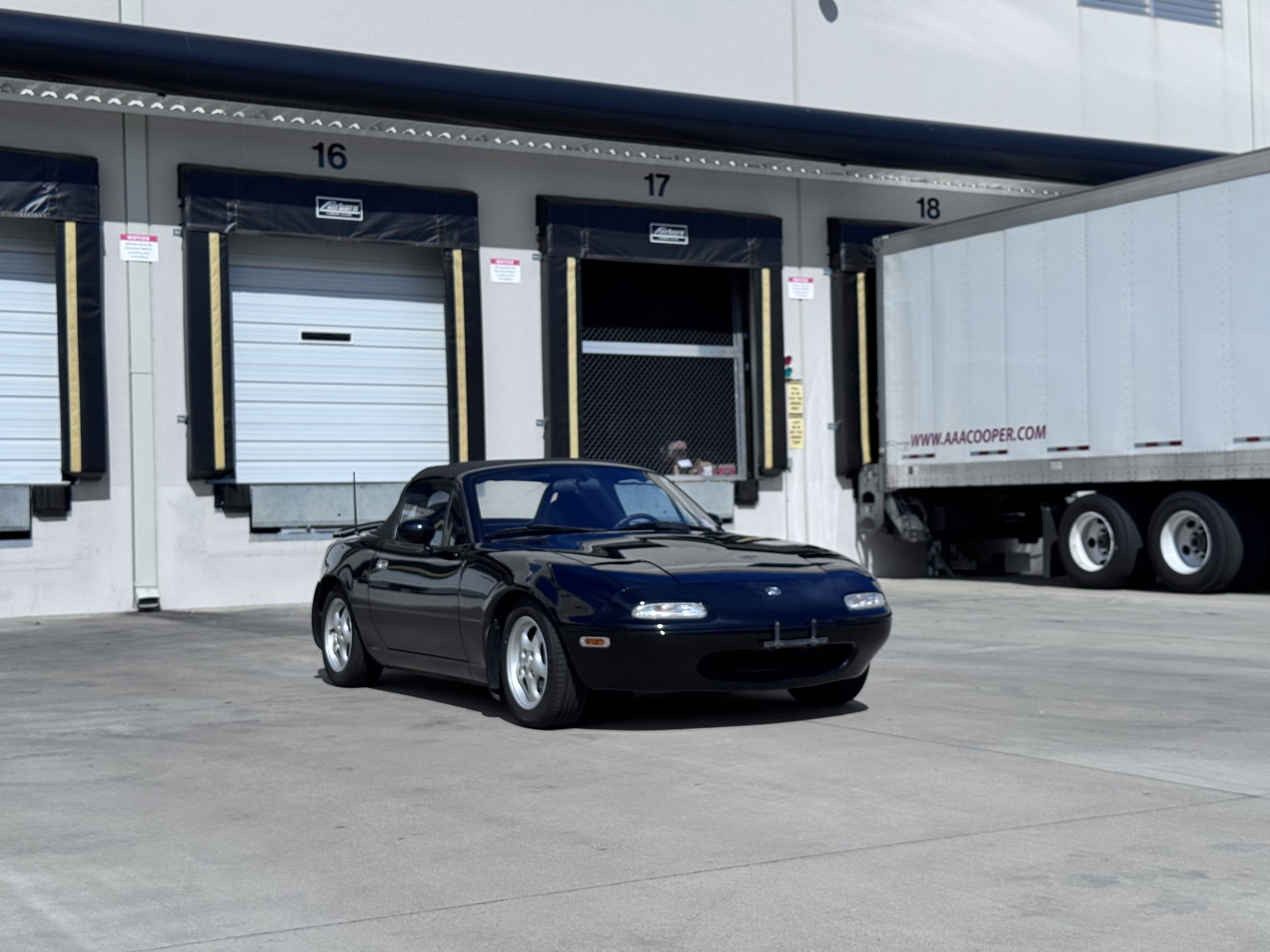 Used 1996 MAZDA MX-5 Miata image 32