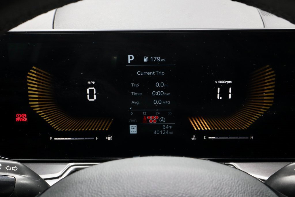 Used 2024 Kia Sorento S image 30