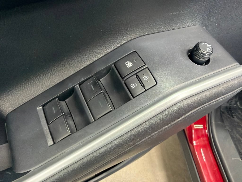 Used 2023 Toyota Highlander XSE AWD/4WD image 21