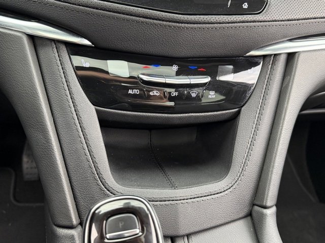 Used 2023 Cadillac XT5 Premium Luxury image 22