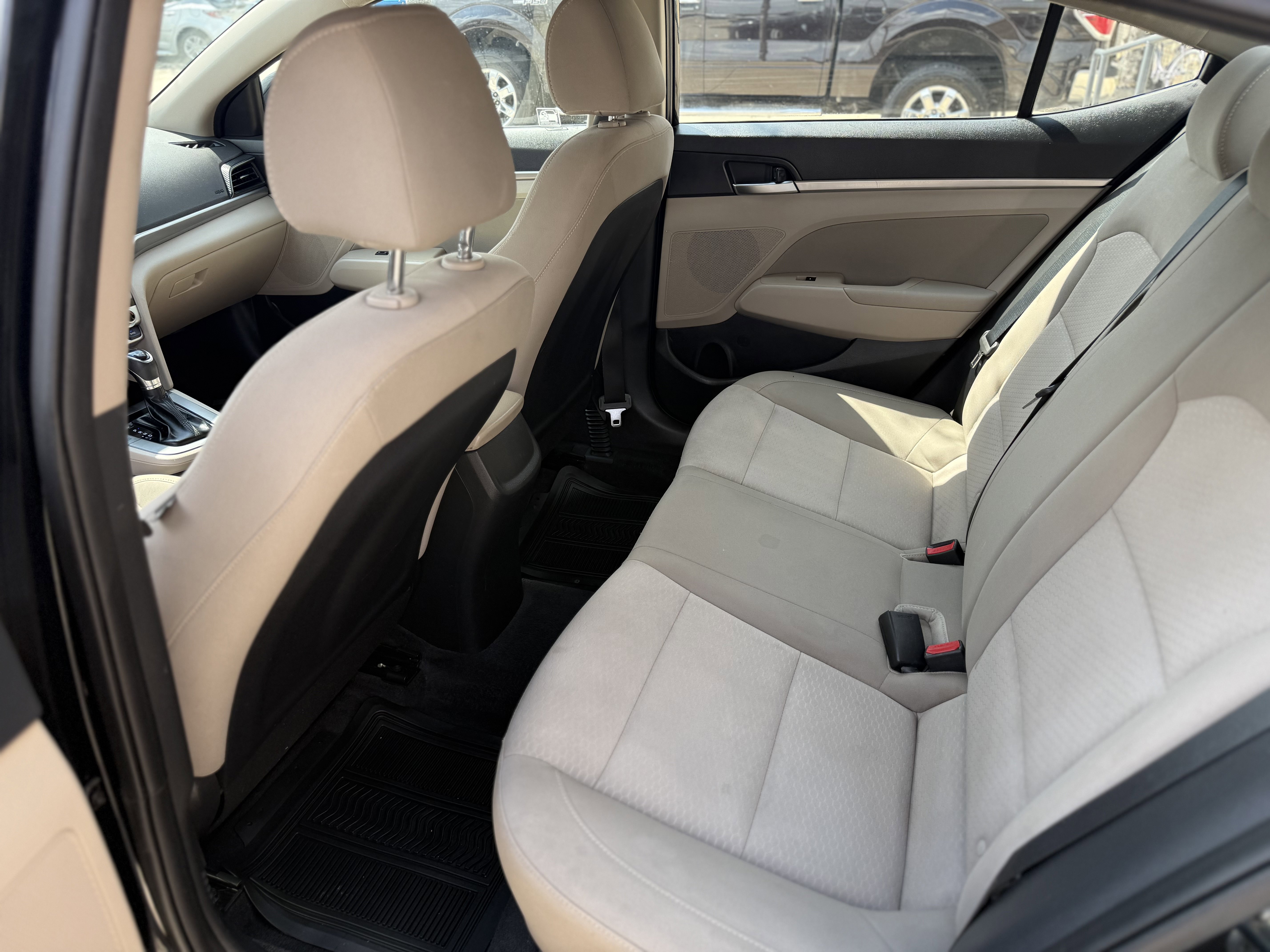 Used 2020 Hyundai Elantra SEL w/ Cargo Package (C1) FWD image 11