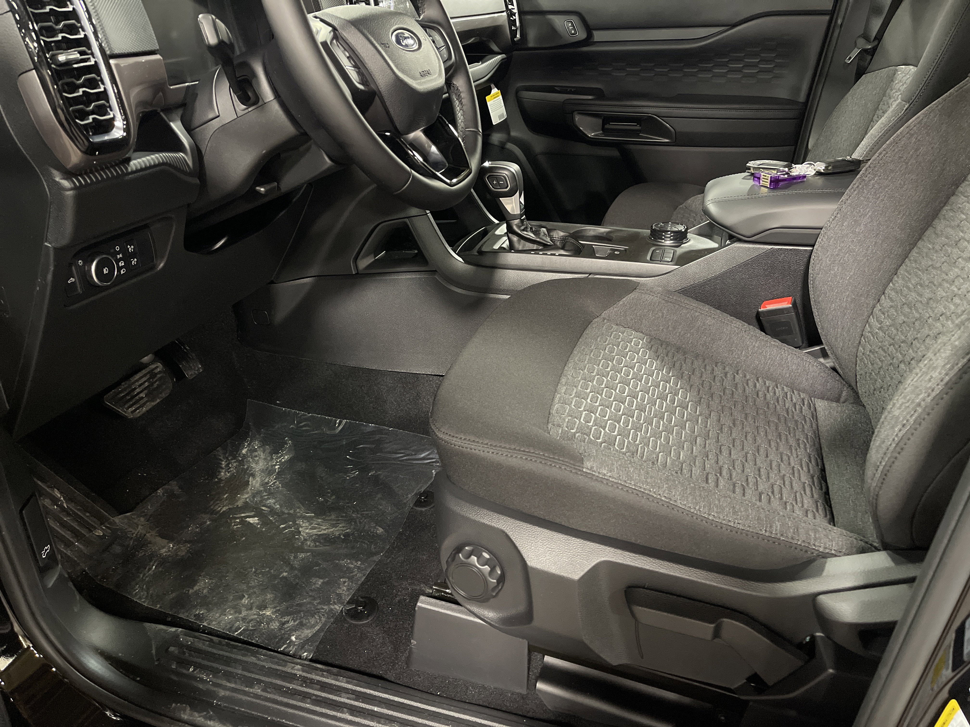 New 2025 Ford Ranger XLT w/ Black Appearance Package image 12