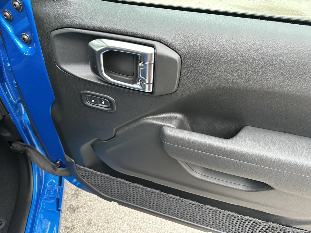 New 2026 Jeep Wrangler Sport S image 9