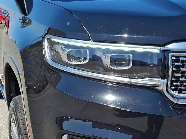 Used 2023 Jeep Grand Wagoneer Series III image 9