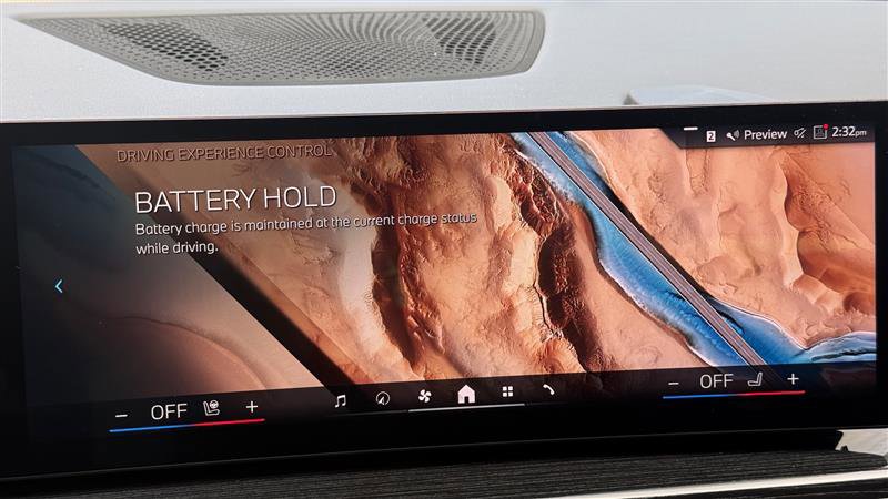 Used 2025 BMW X5 xDrive50e w/ M Sport Package image 58