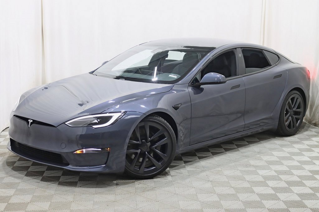 Used 2023 Tesla Model S Standard Range image 7