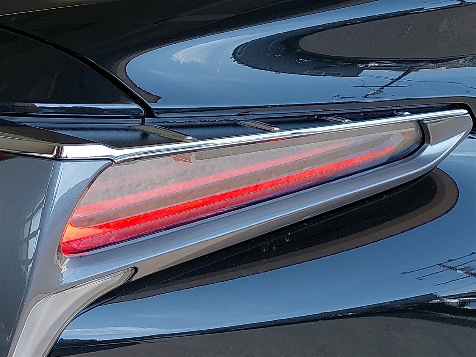 Used 2023 Lexus LC 500 Convertible image 44