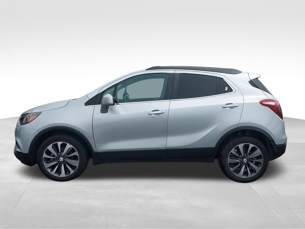 Used 2022 Buick Encore Preferred w/ Safety Package FWD image 5