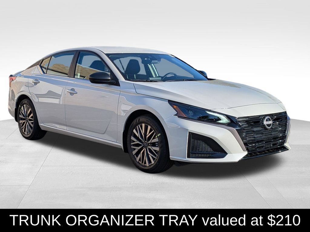 New 2026 Nissan Altima 2.5 SV FWD image 9