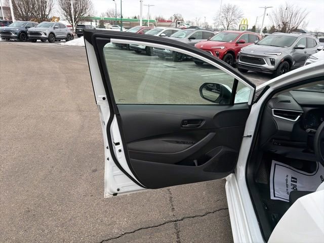 Used 2024 Toyota Corolla LE image 24