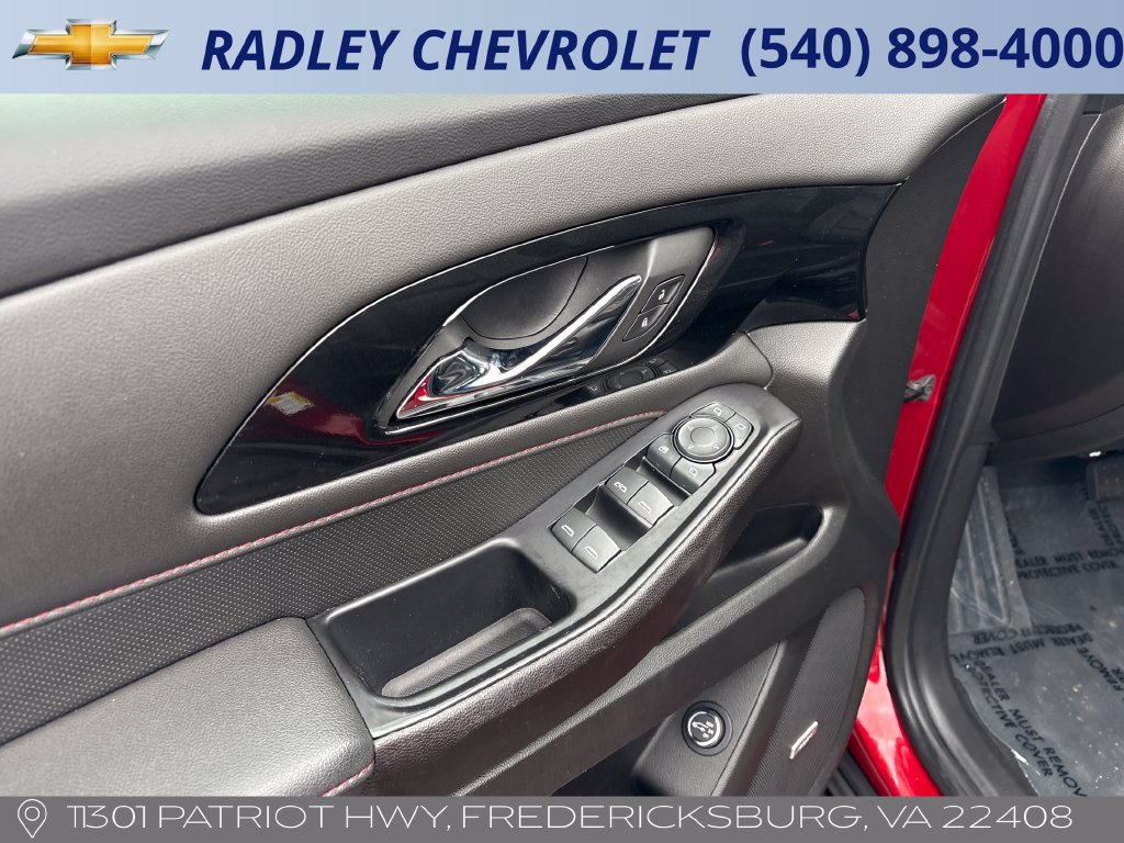 Used 2023 Chevrolet Traverse RS AWD/4WD image 5