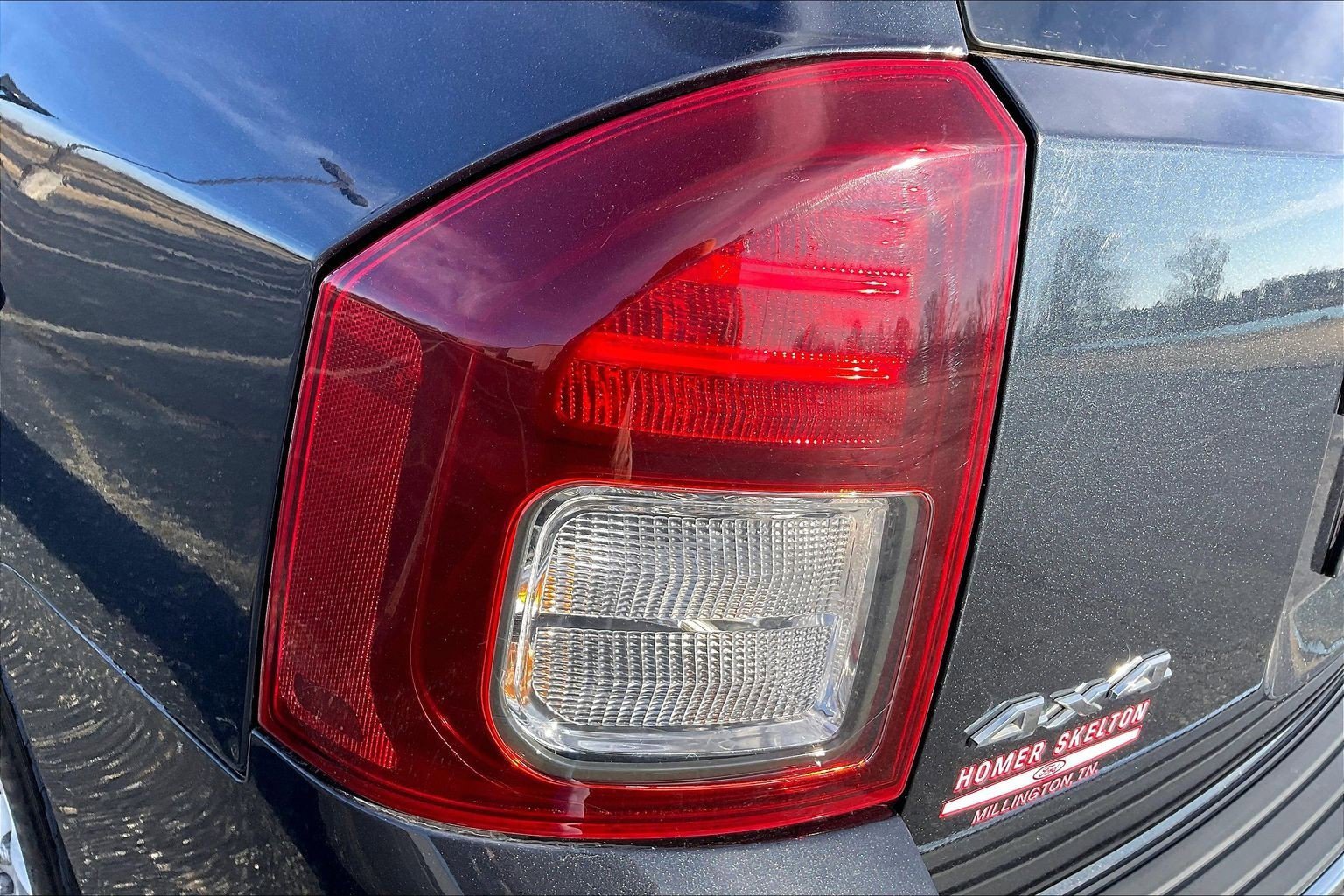 Used 2015 Jeep Compass High Altitude image 24