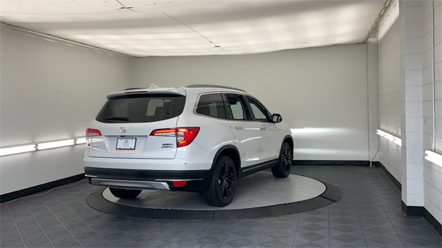 Certified 2021 Honda Pilot Touring image 10