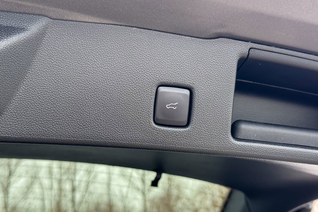 Certified 2023 Ford Escape Active image 18