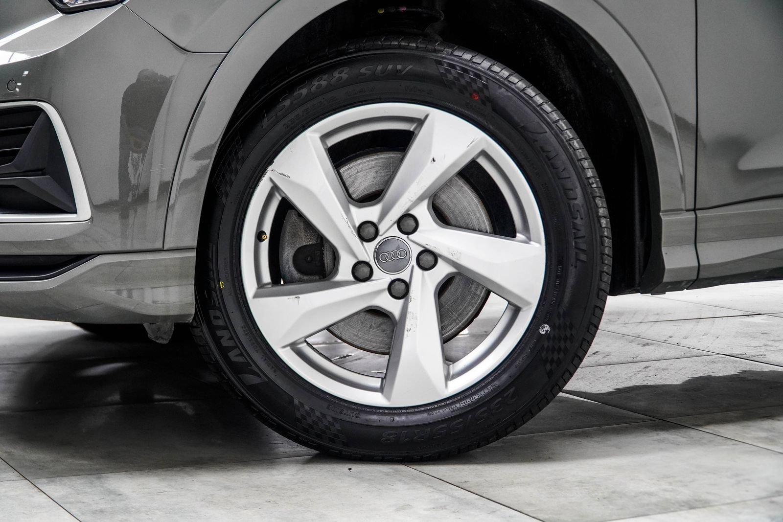 Used 2019 Audi Q3 2.0T Premium w/ Convenience Package AWD/4WD image 6
