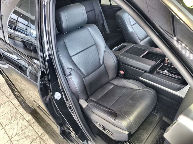 Used 2023 Toyota Sequoia Platinum image 26