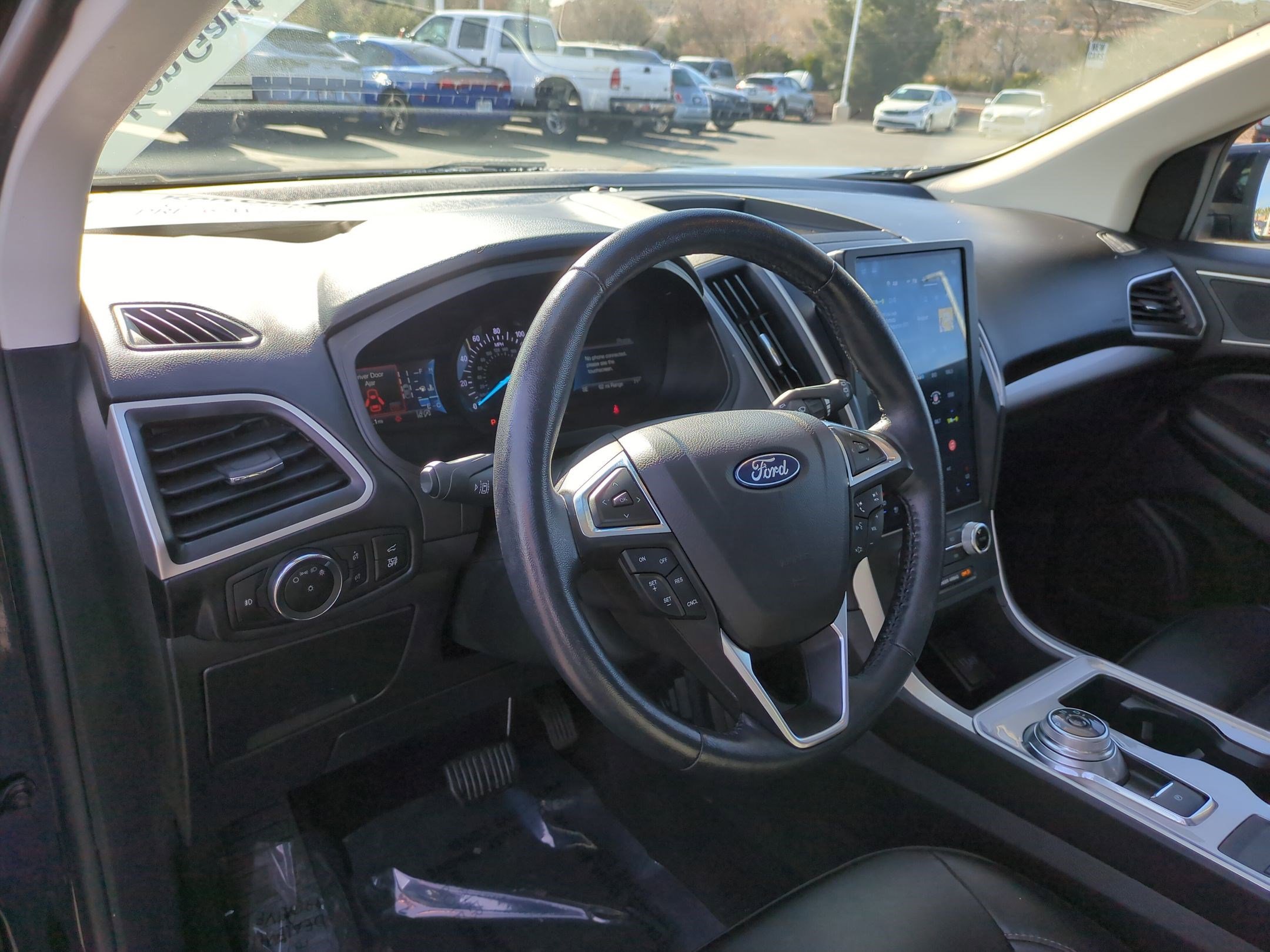 Used 2024 Ford Edge SEL w/ Convenience Package image 14