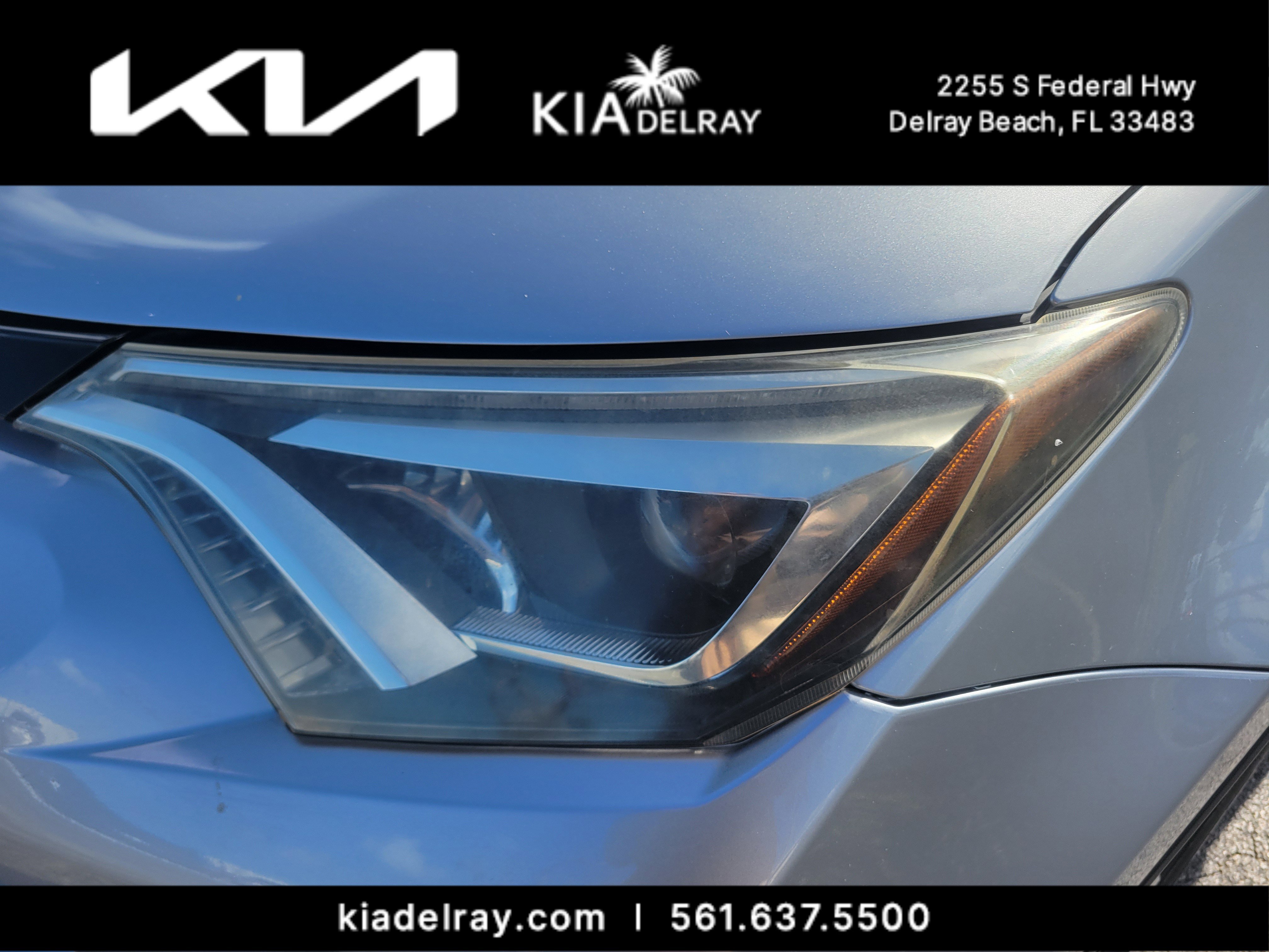 Used 2018 Toyota RAV4 SE w/ Power Extra Value Package image 6