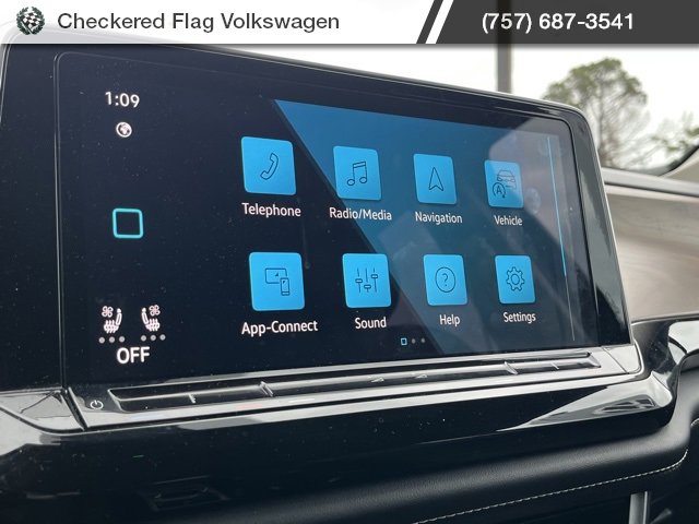 Used 2024 Volkswagen Atlas SE image 37