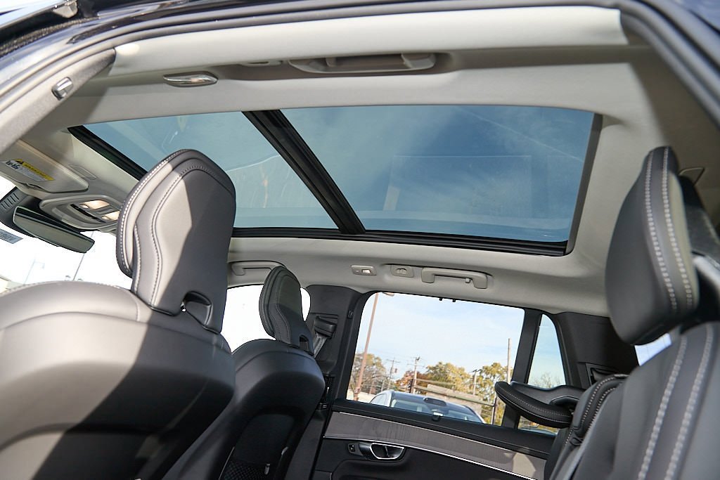 New 2026 Volvo XC90 B6 Ultra image 22