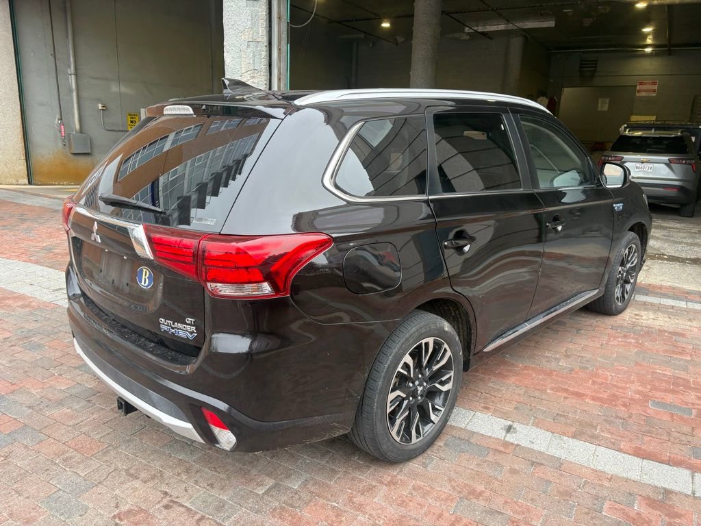 Used 2018 Mitsubishi Outlander GT image 5