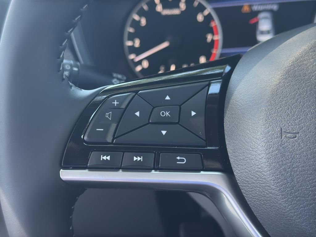 New 2025 Nissan Altima 2.5 SV w/ SV Premium Package image 17