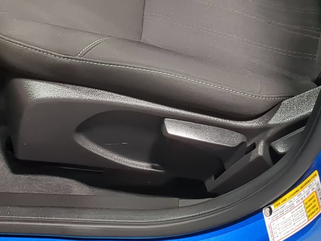 Used 2016 Ford Focus SE w/ SE Cold Weather Package FWD image 20