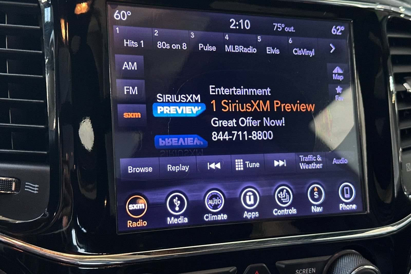 Used 2019 Jeep Grand Cherokee Limited w/ Luxury Group II AWD/4WD image 18