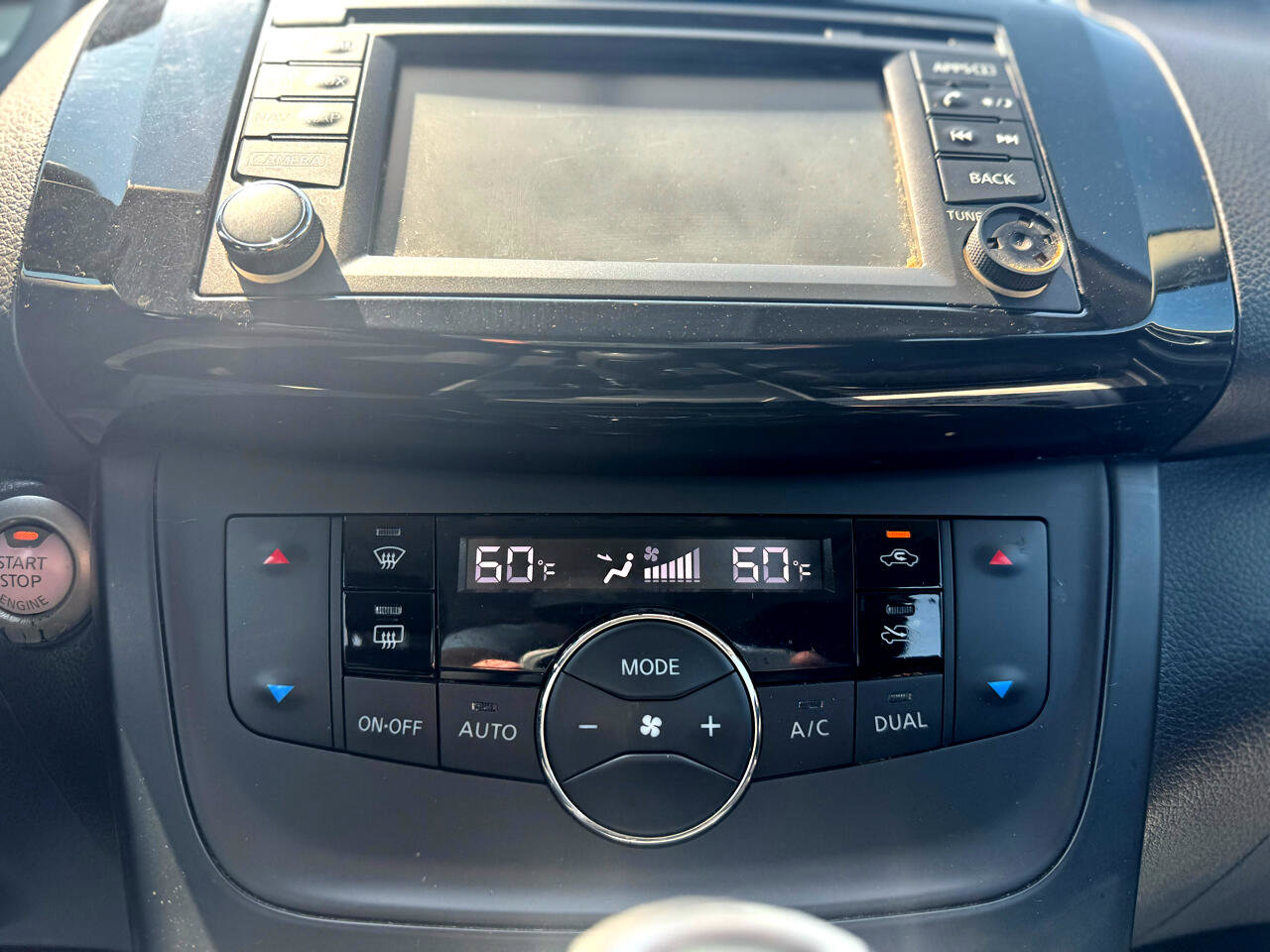 Used 2018 Nissan Sentra SV w/ Premium Package (P01) image 32