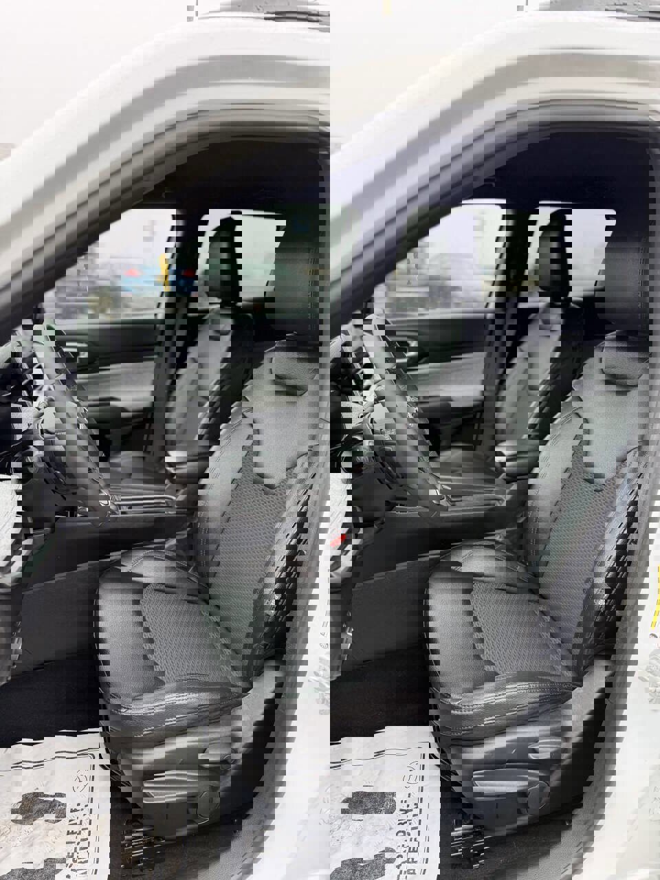 Used 2024 Jeep Compass Latitude image 8