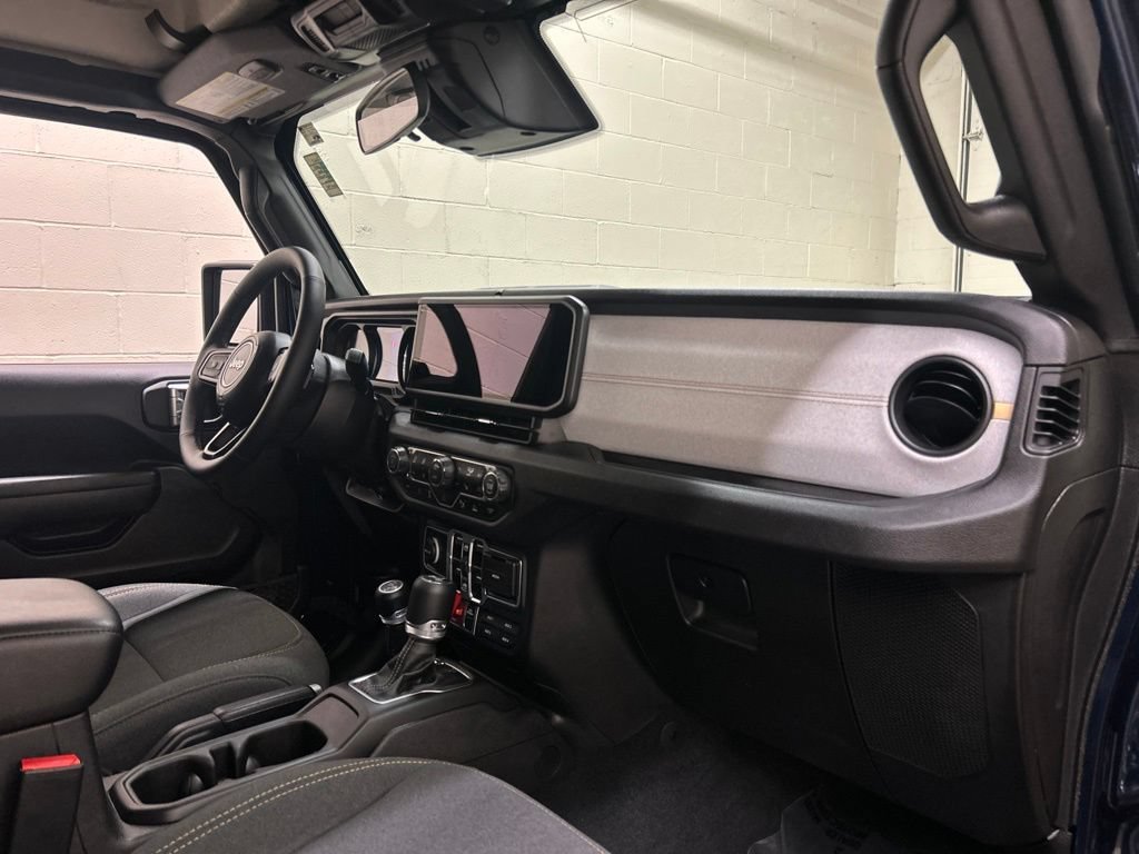 Used 2025 Jeep Wrangler Unlimited Sport S 4xe AWD/4WD image 16