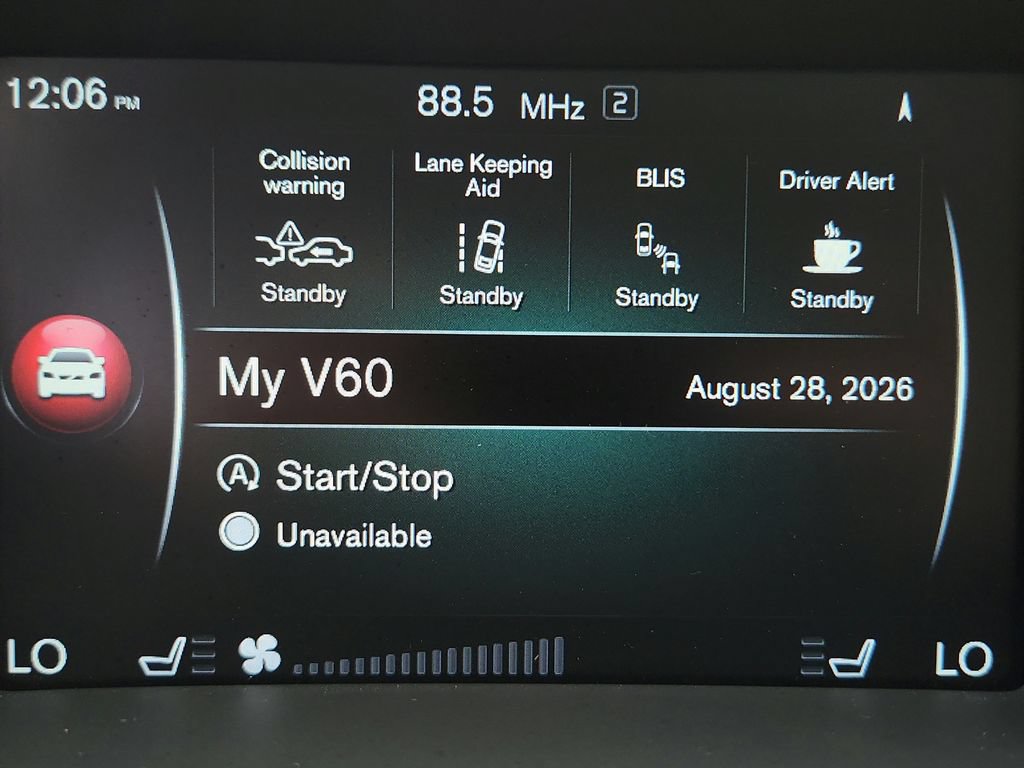Used 2016 Volvo V60 T5 Platinum w/ Climate Package FWD image 18