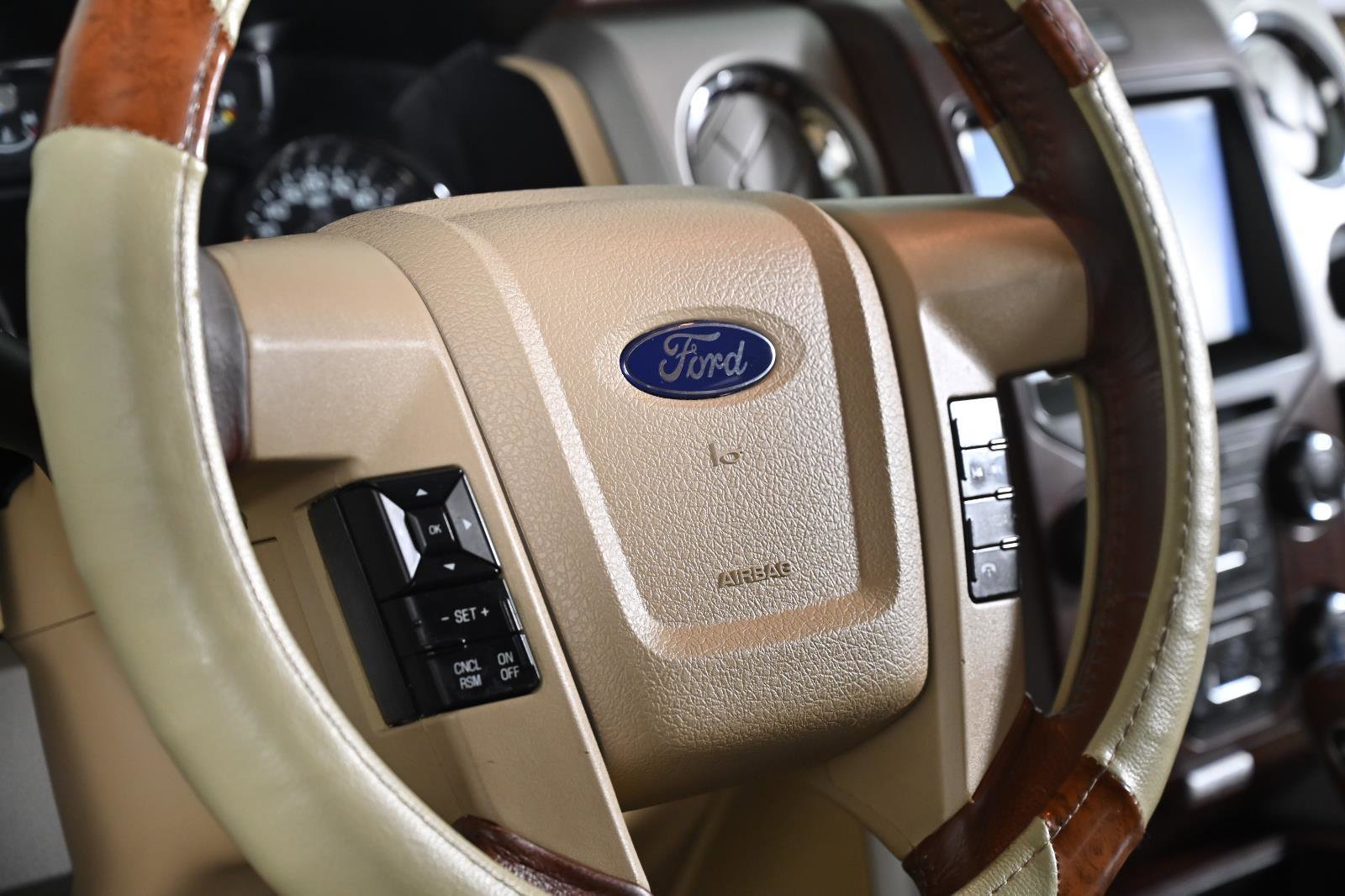 Used 2013 Ford F150 King Ranch image 11