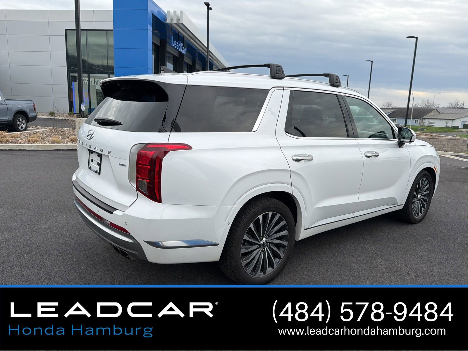 Used 2023 Hyundai Palisade Calligraphy image 6