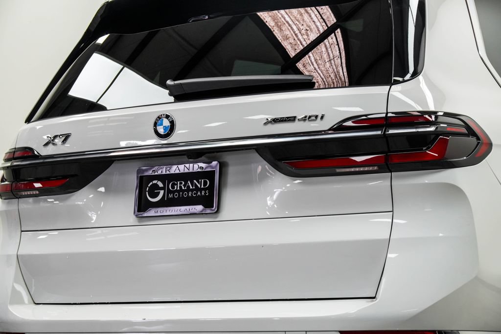 Used 2026 BMW X7 xDrive40i AWD/4WD image 14