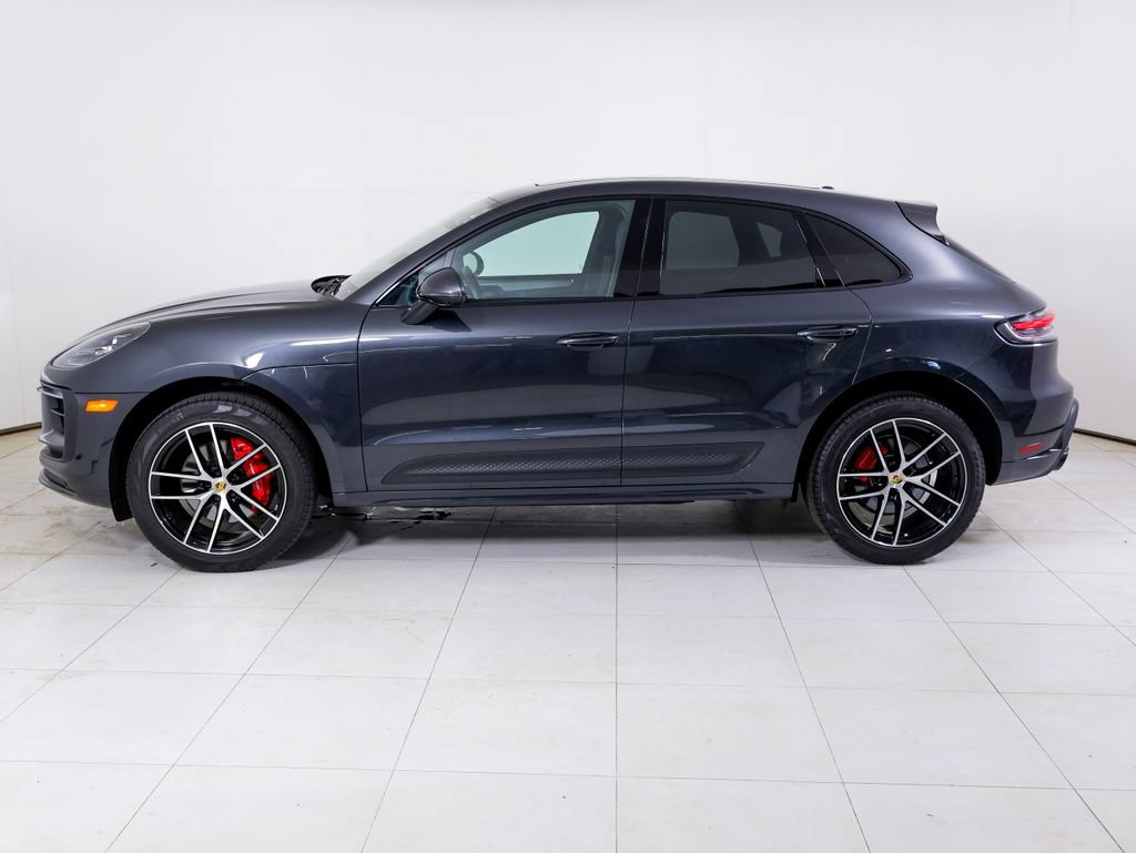 Certified 2026 Porsche Macan S AWD/4WD image 2
