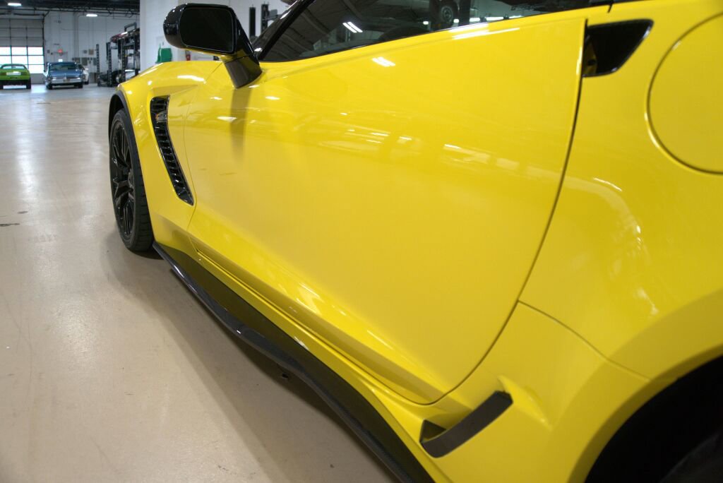 Used 2016 Chevrolet Corvette Z06 w/ 3LZ Preferred Equipment Group image 17