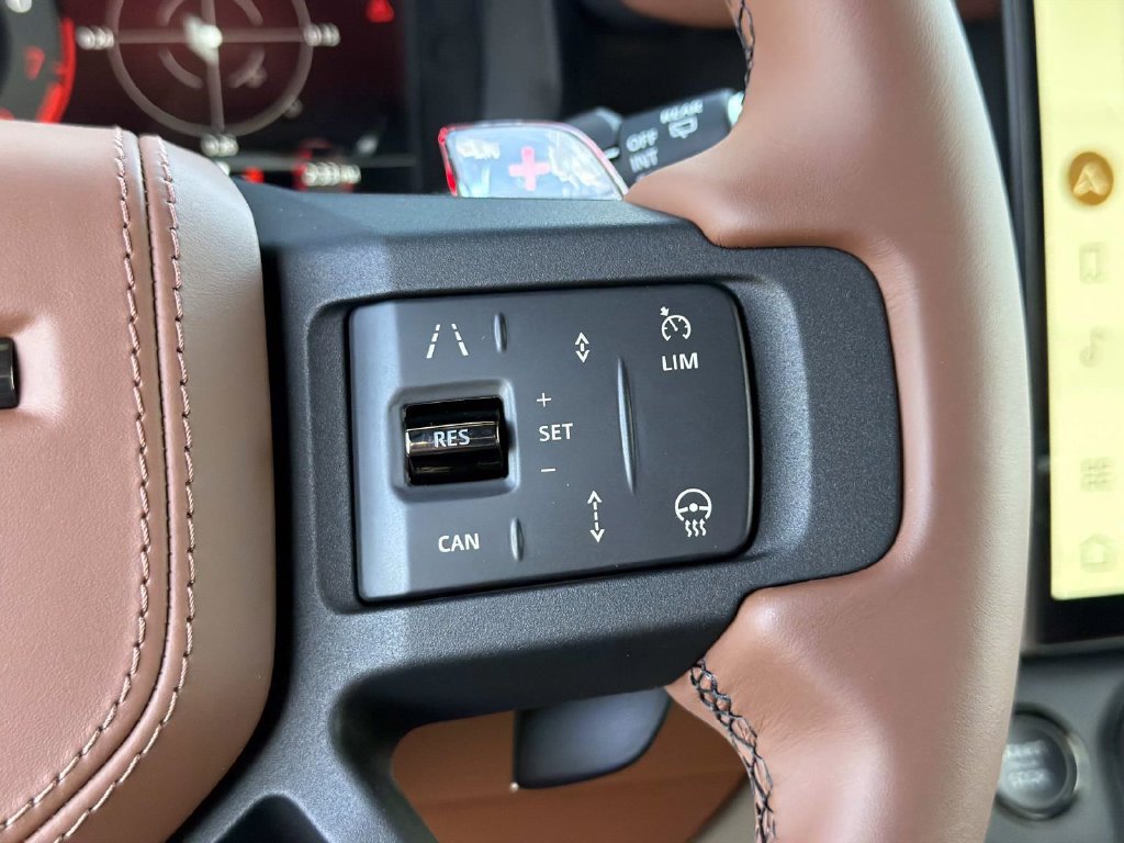 New 2026 Land Rover Defender 110 OCTA AWD/4WD image 29