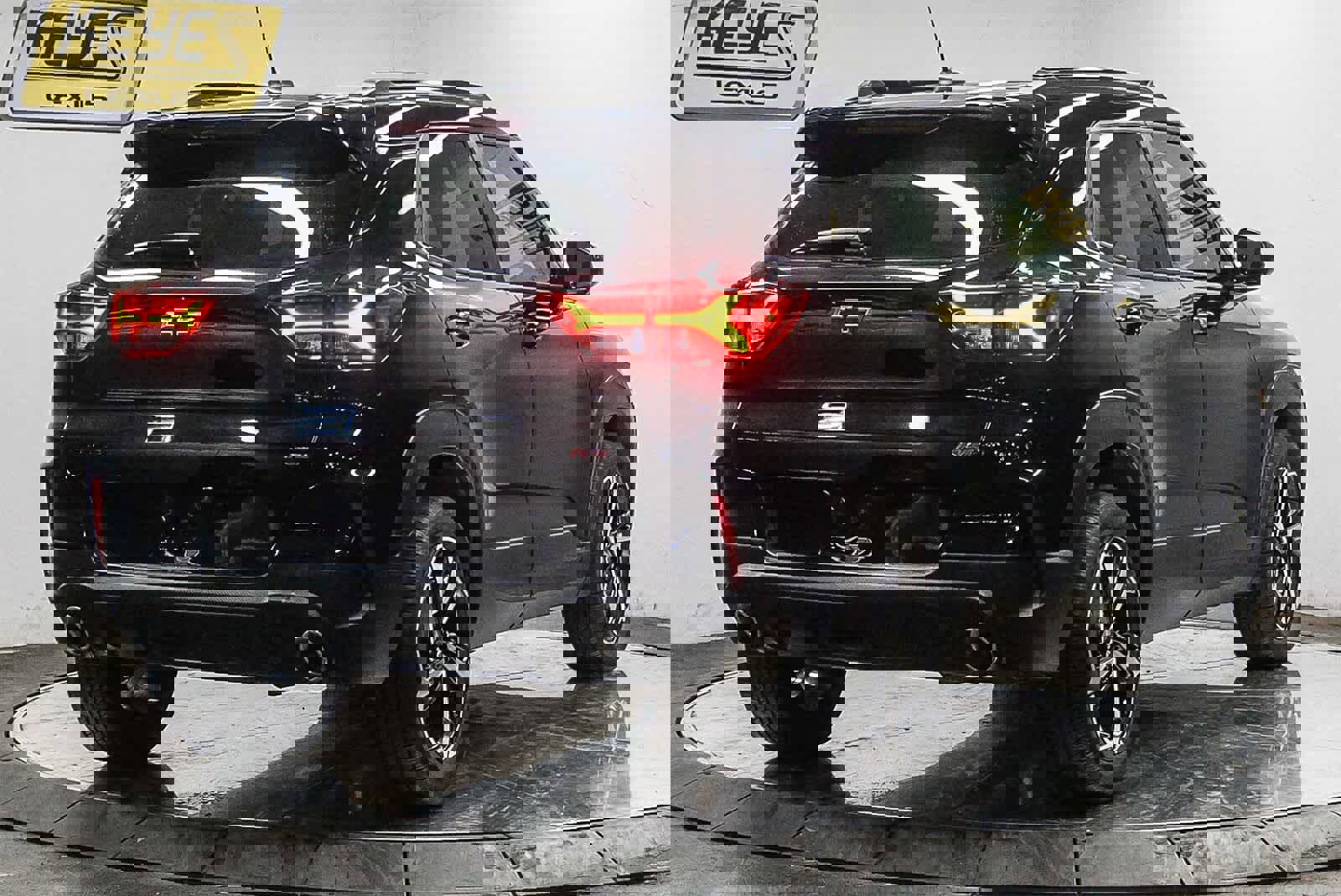 Used 2023 Chevrolet TrailBlazer RS w/ Convenience Package image 4