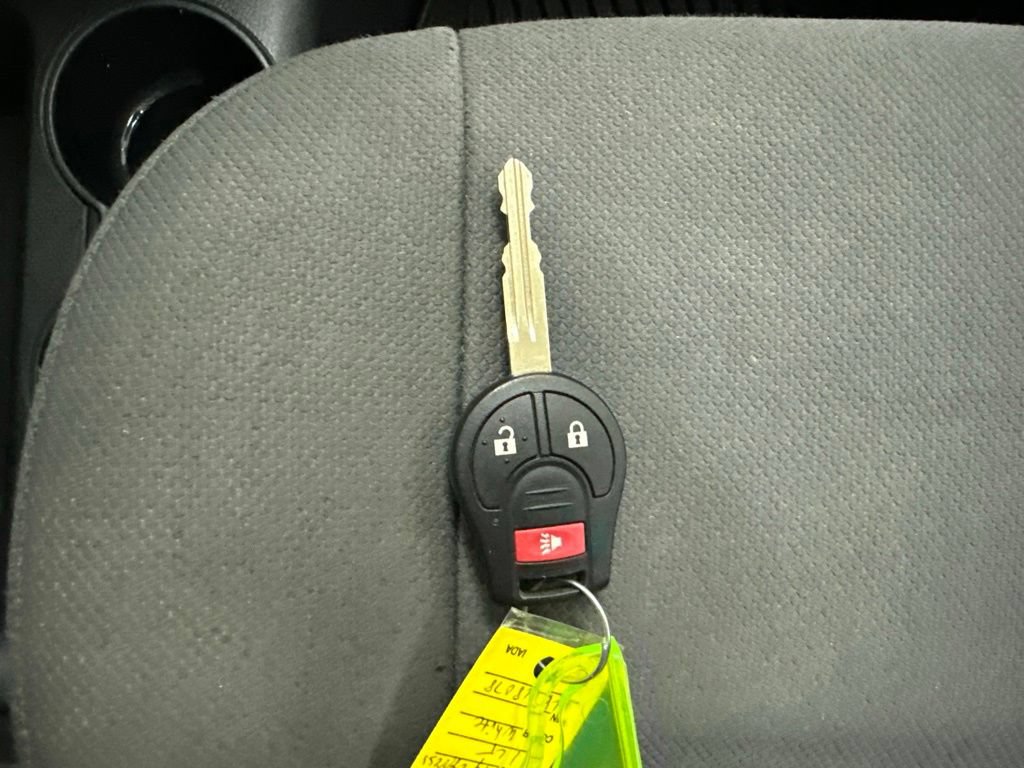 Used 2017 Chevrolet City Express LT w/ Technology Package FWD image 32
