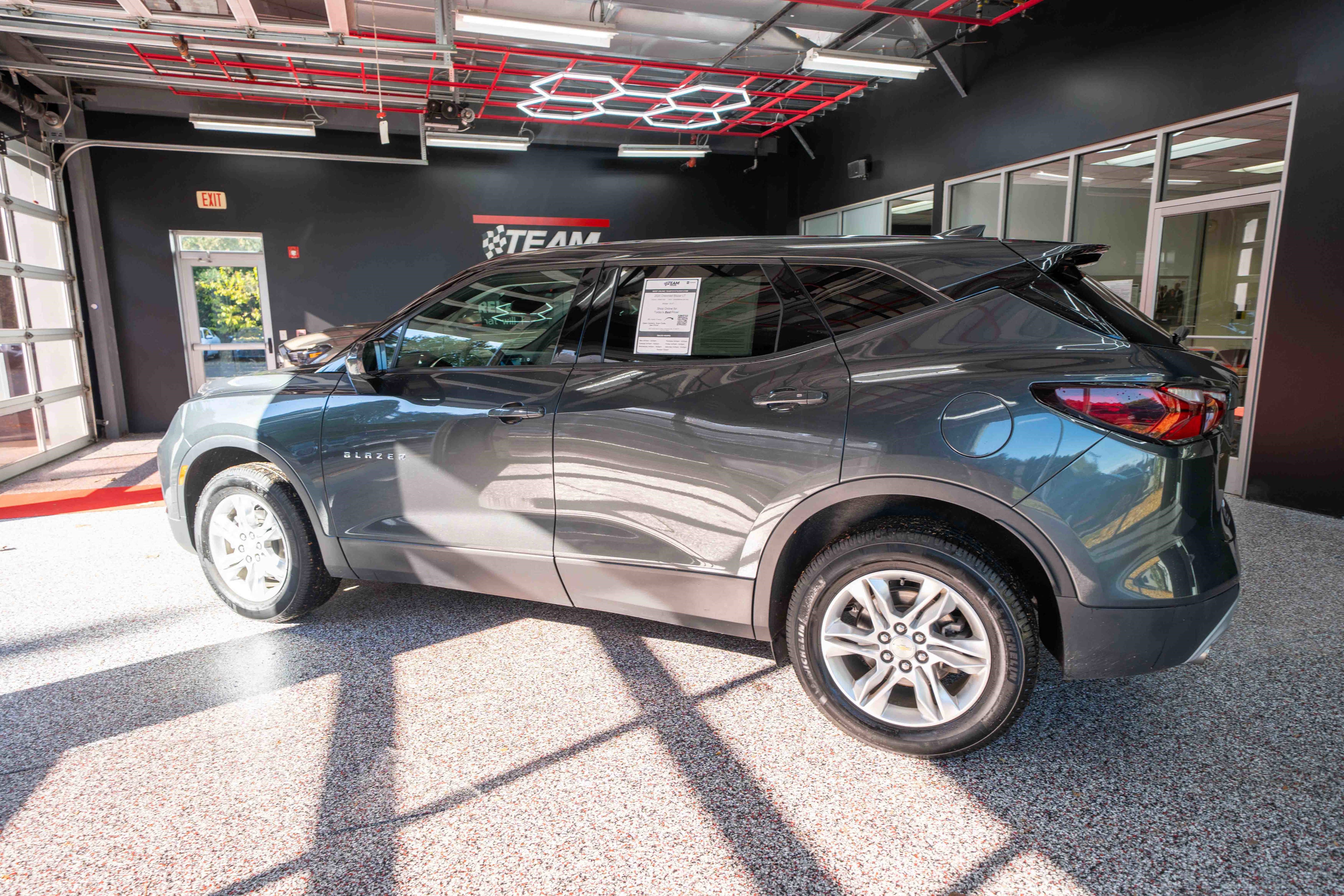 Used 2020 Chevrolet Blazer LT image 2