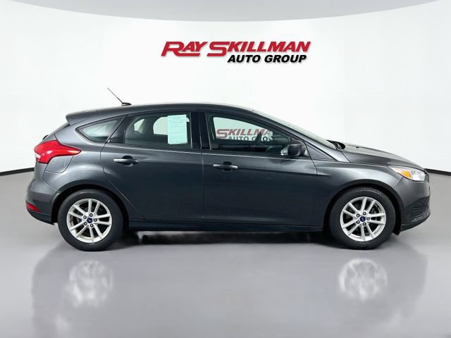 Used 2018 Ford Focus SE FWD image 8