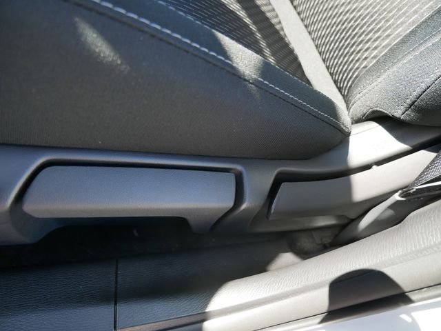 Used 2025 Mitsubishi Outlander ES image 17