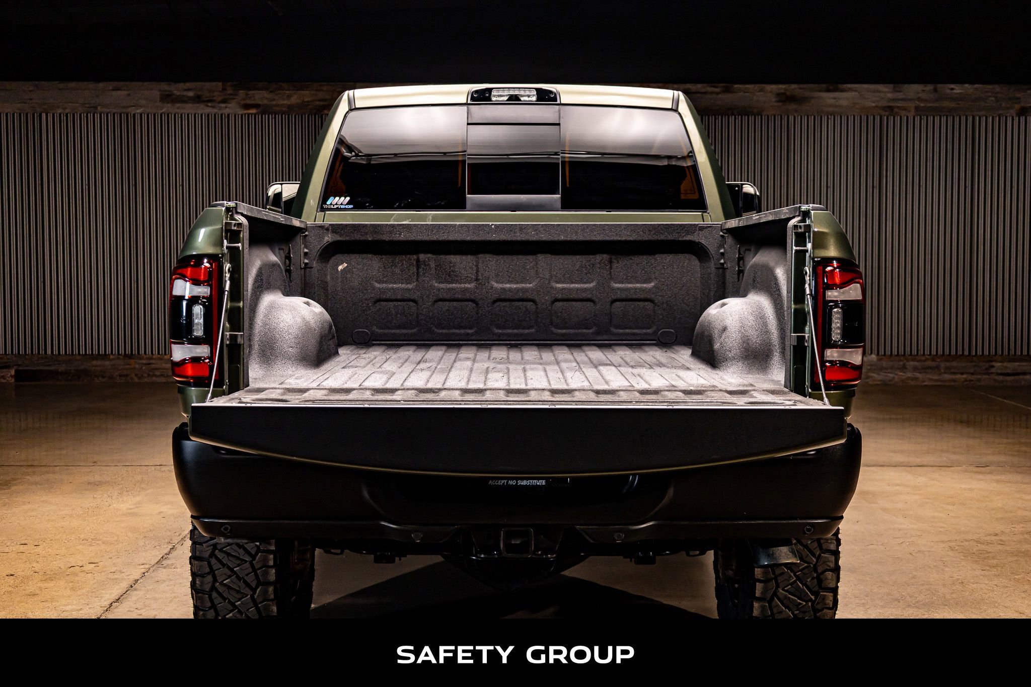 Used 2021 RAM 2500 Power Wagon w/ 75th Anniversary Edition image 9