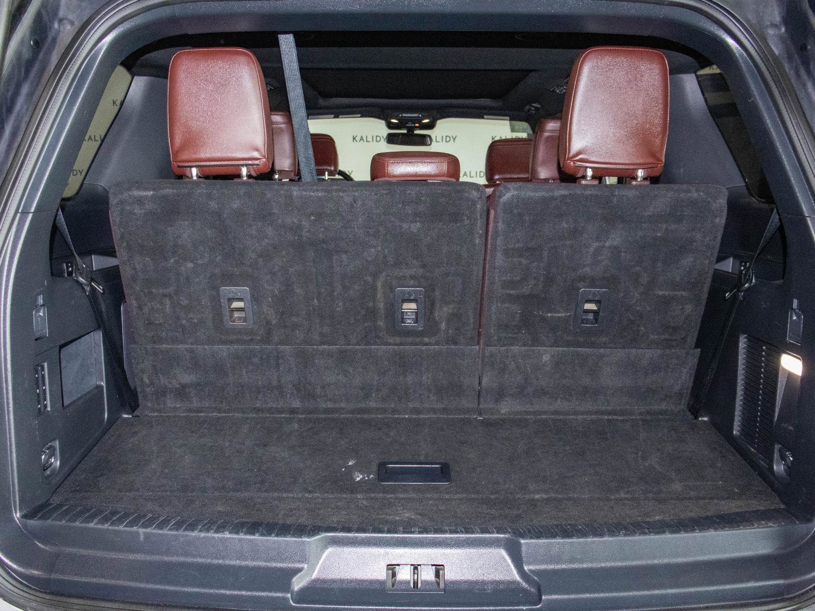 Used 2024 Ford Expedition Limited image 25