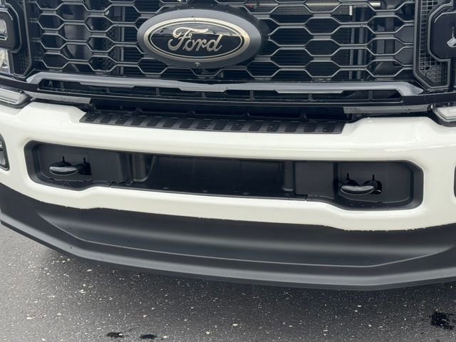 New 2026 Ford F350 Lariat w/ Black Appearance Package image 6