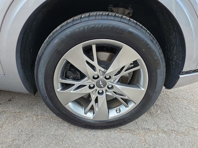 Used 2024 Genesis GV70 3.5T Sport image 42