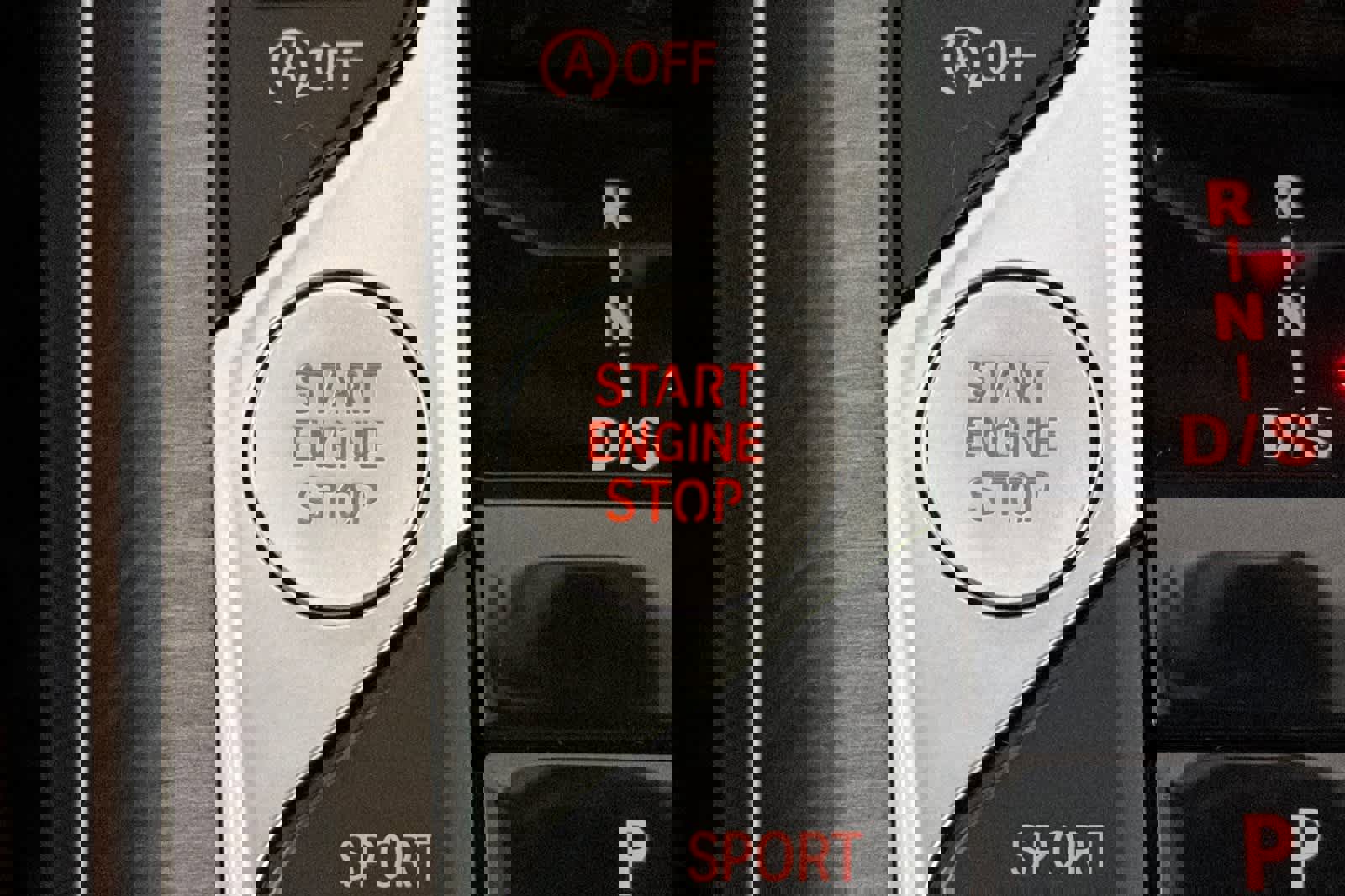 Used 2025 BMW 330i Sedan w/ Convenience Package image 22