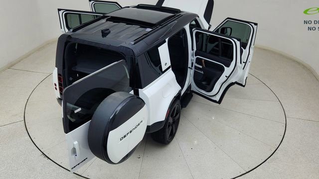 Used 2024 Land Rover Defender 110 X-Dynamic SE AWD/4WD image 83