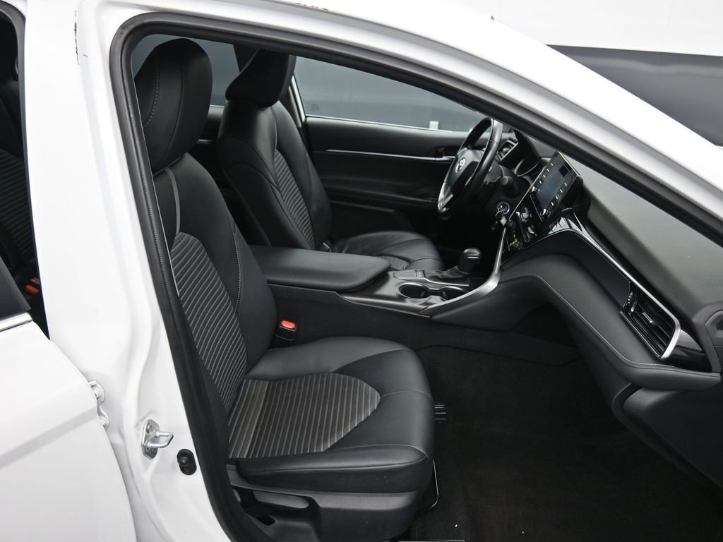 Certified 2023 Toyota Camry SE image 24